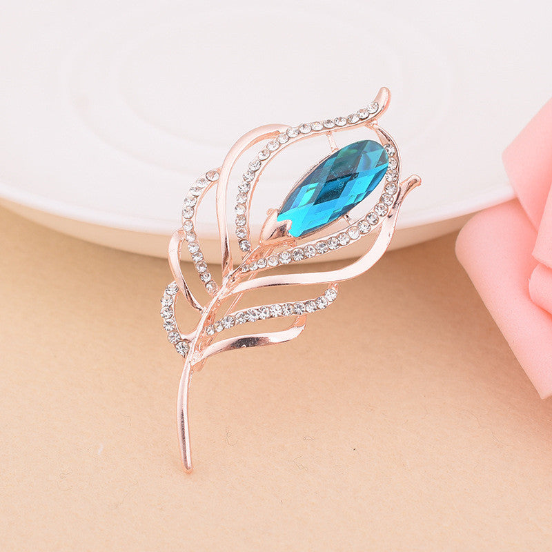 Lunerva Elegance Brooch