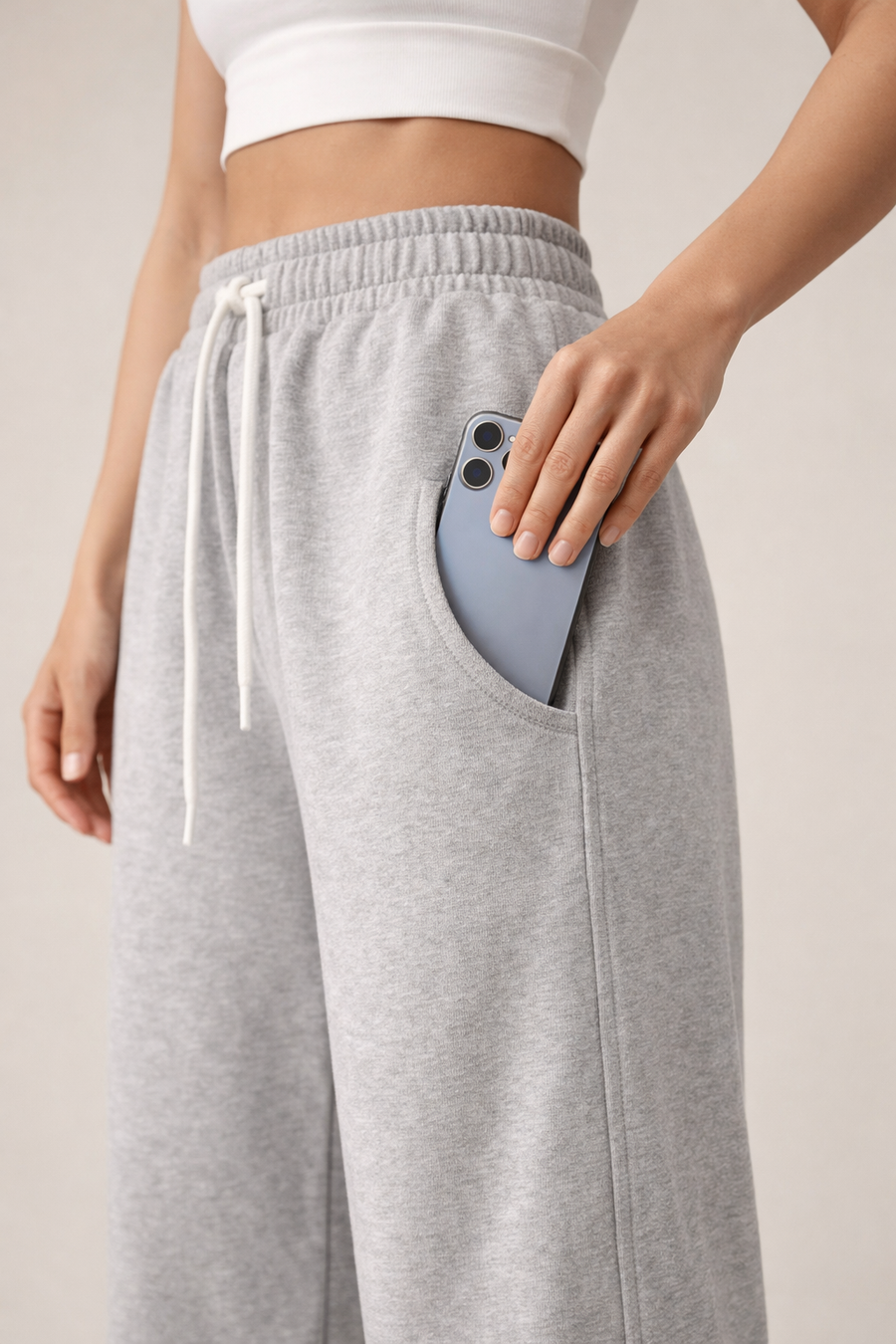 Deep Side Pockets