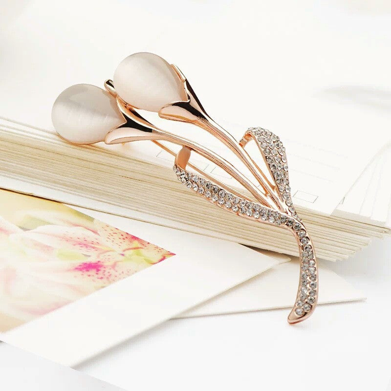 Lunerva Elegance Brooch