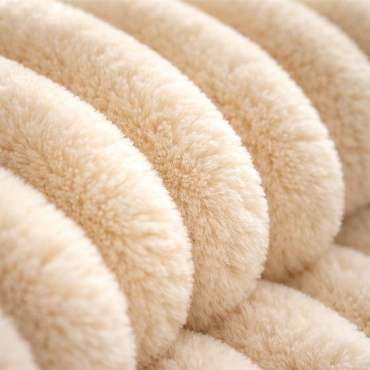 CloudNap Plush Throw Blanket - detail