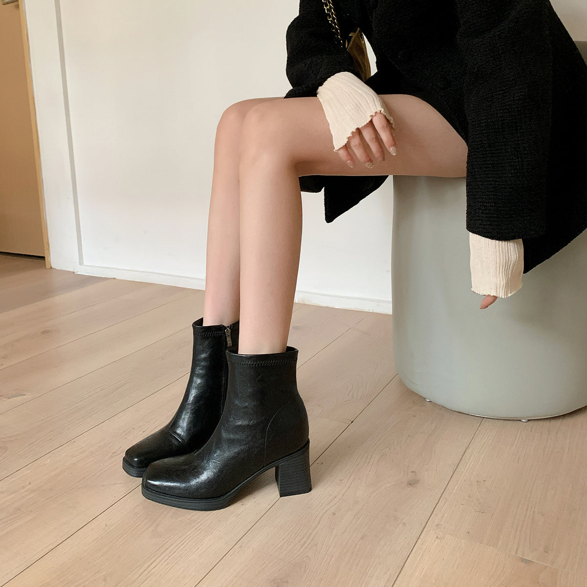 RetroStep Square-Toe Heeled Ankle Boots detail 2