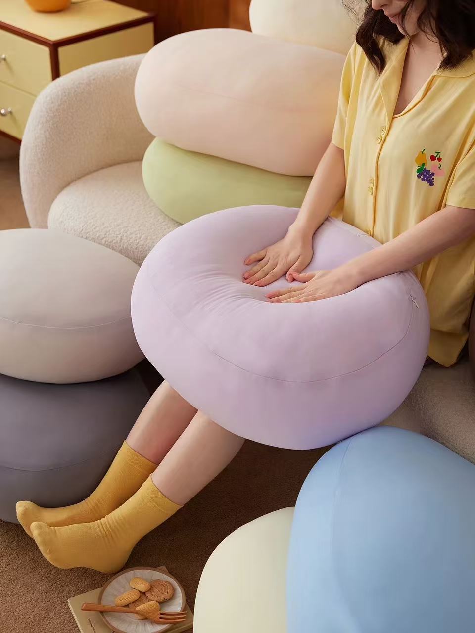 PuffCloud Ice-Silk Ball Pillow detail 3