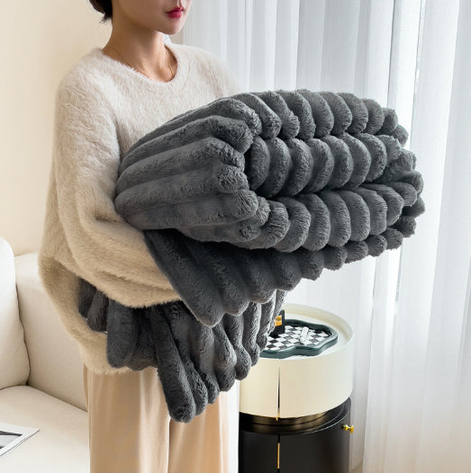 CloudNap Plush Throw Blanket detail 2