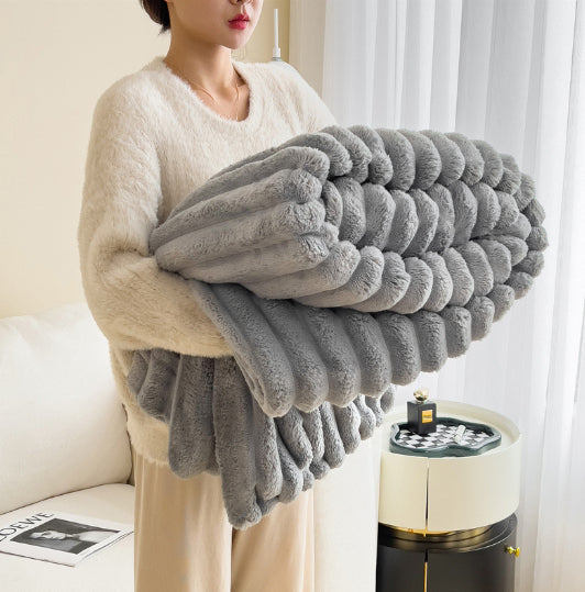 CloudNap Plush Throw Blanket detail 3